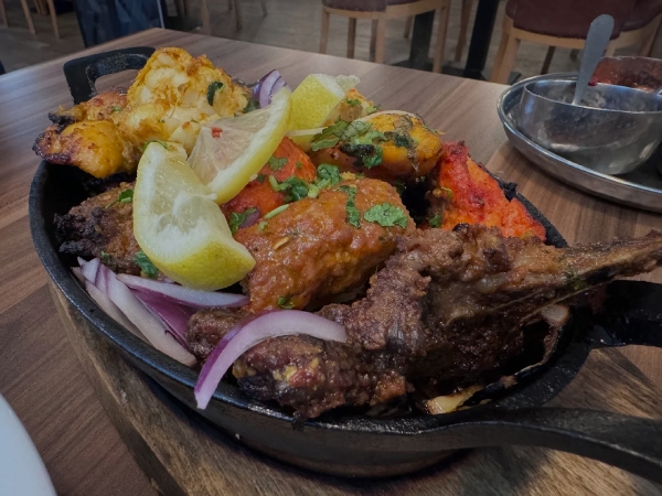 Aroma Bar & Restaurant Food in Broxburn